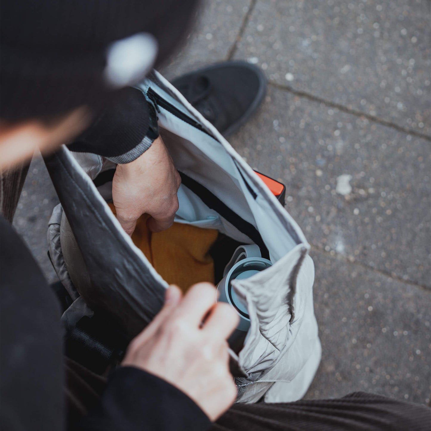 Nachhaltiger-Rucksack__Grau