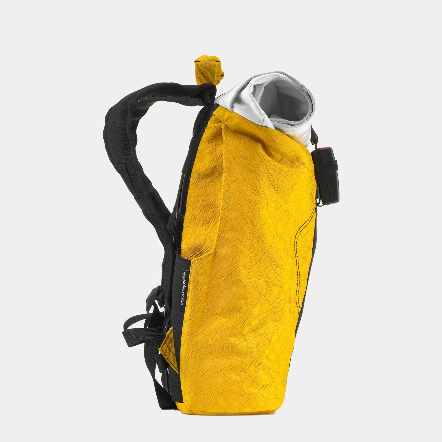 Rucksack Rolltop – Weiße Rolle - Airpaq GmbH