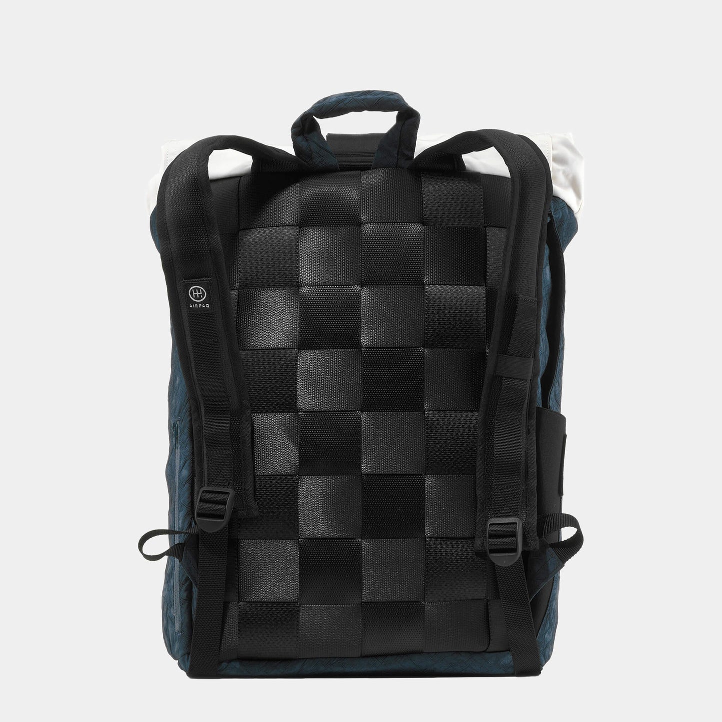 Rucksack Rolltop – Weiße Rolle - Airpaq GmbH